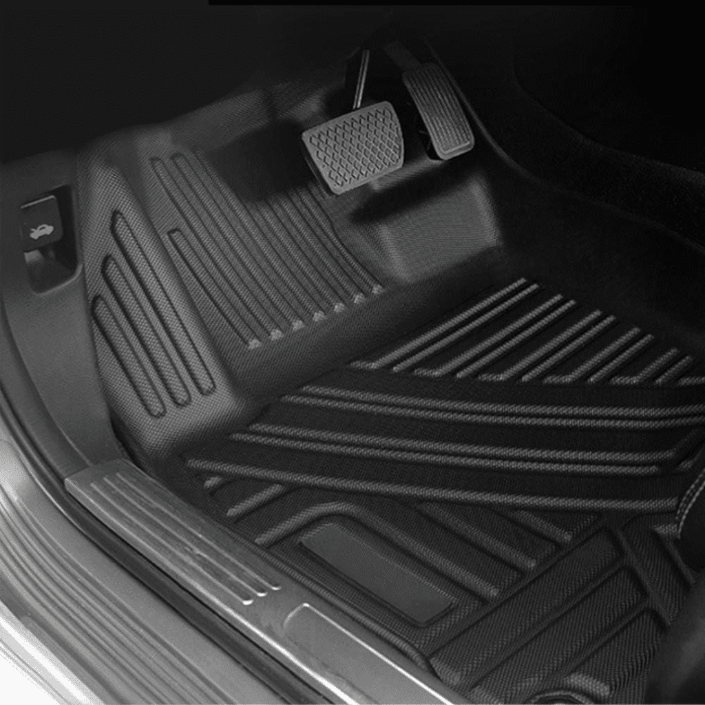 TPE floor mat close-up – driver side fit and texture detail